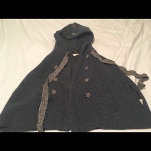 A pea in the pod maternity cape